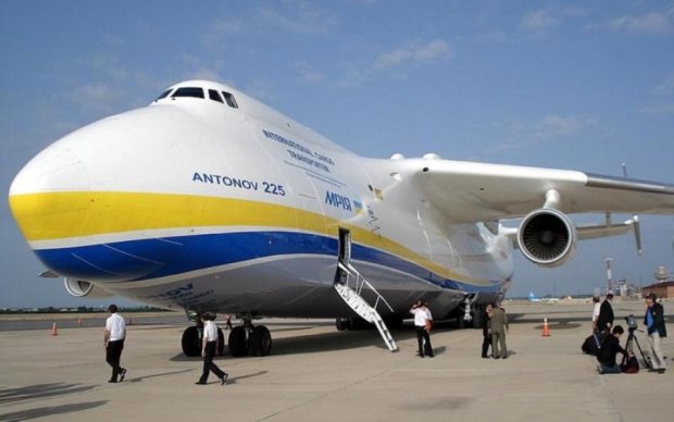 Краще їхати поїздом: в українських літаках виявили чортову дюжину проблем