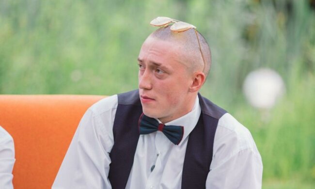 Любовный треугольник на проекте "Эксы": участник реалити-шоу публично признался в чувствах к другой