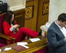 Партійна безпринципність: як депутати лайкають і лаються один з одним у соцмережах