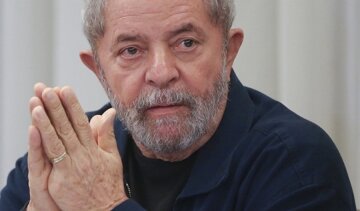 Екс-президента Бразилії затримали за підозрою у корупції
