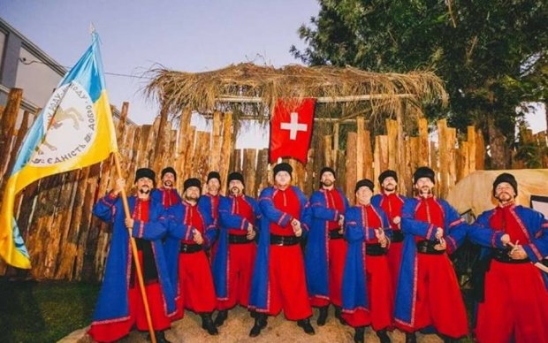 Не в лабутенах, но в восхитительных штанах: наши козаки прославились в Бразилии