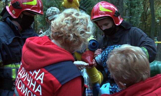 рятувальники / фото: ДСНС