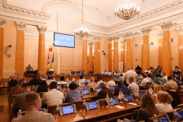 Засідання Одеської міськради: депутати голосують за кредити для комунальних підприємств