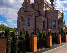 Московские попы приютили террориста в киевском храме: видео