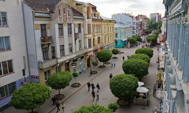 Івано-Франківськ відмовився від російських побратимів