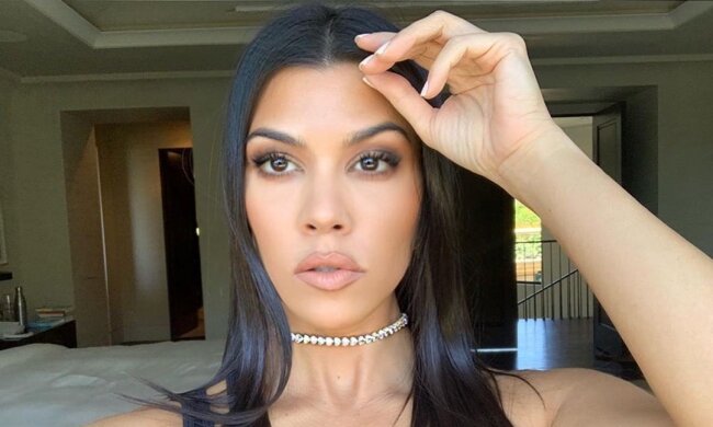 Кортни Кардашьян, Svopi