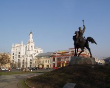 Контрактову площу зроблять пішохідною