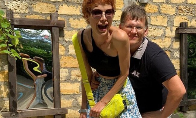 Кроссовок Павла Розенко запечатлел романтику с Еленой-Кристиной Лебедь: "Завораживает"