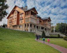 Символ реформ: чиновник, отжавший Межигорье для Януковича, получил топ-должность