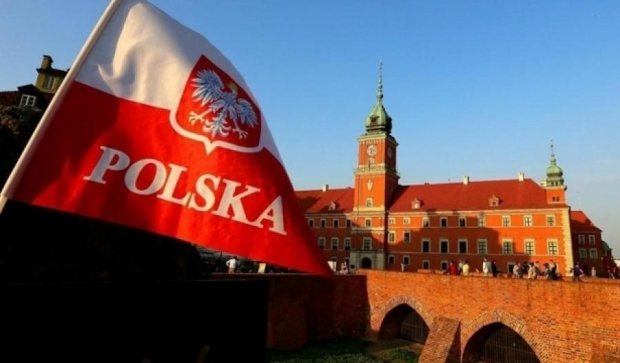 Поляки требуют признания преступлений украинских националистов