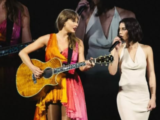 Тейлор Свифт и Грейси Абрамс, фото из соцсетей