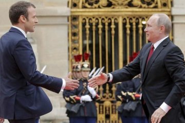 Макрон назвал условия ужесточения антироссийских санкций