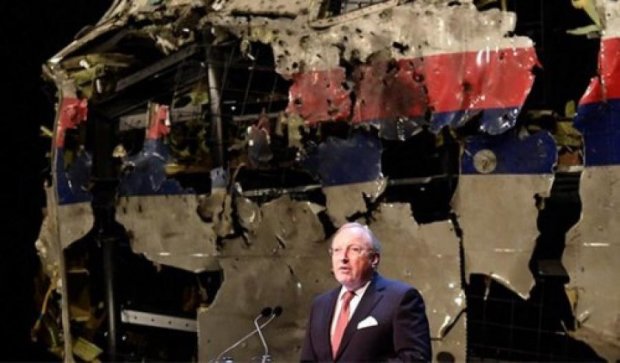 Голландський звіт по збитому Боїнгу - російського сліду там немає 