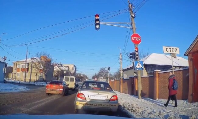 Учебное авто, кадр из видео