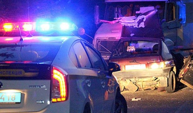 У кривавому ДТП на Вінничині загинули троє дівчат (фото)