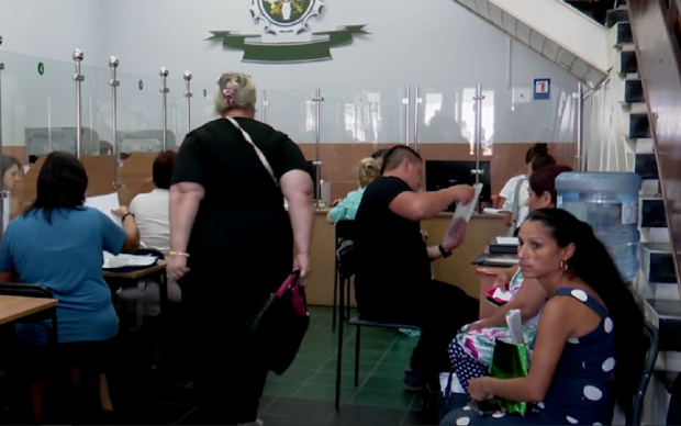 До 3600 гривень: ПФ виплатить допомогу безробітним українкам