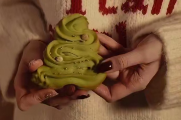 Печиво "Ялинки", кадр з відео