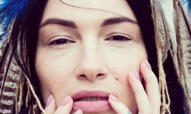 Настя Приходько похвалилася новою зачіскою після сварки з Наталею Могилевською: "Коли ти перша дівка на селі"