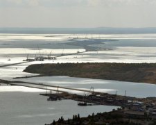 Як виглядає "Керченський міст" з гелікоптера Путіна