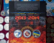 Сувеніри з символікою Євромайдана найпопулярніші у Криму (фото, відео)