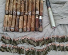 Мужчину с полной сумкой боеприпасов задержали в Авдеевке