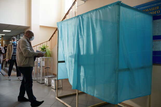 Выборы, голосование-фото Винницкий городской совет