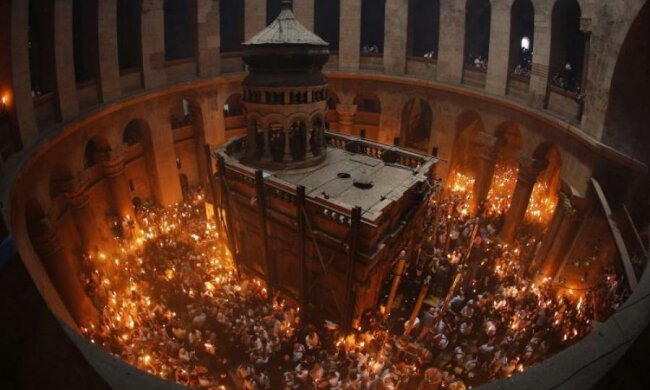 Побійтеся Бога: вірменський священик розгадав код да Вінчі