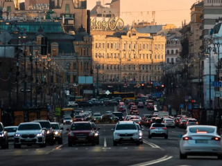 Авто, Київ, фото із соцмереж