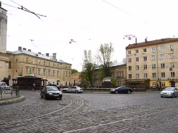 Зі Львові "втік" агітаційний намет перед виборами, кумедне відео