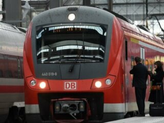 Потяг Deutsche Bahn