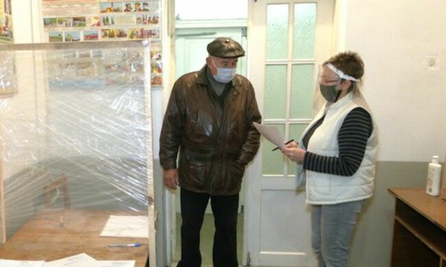 Оформлення документів, скріншот: YouTube