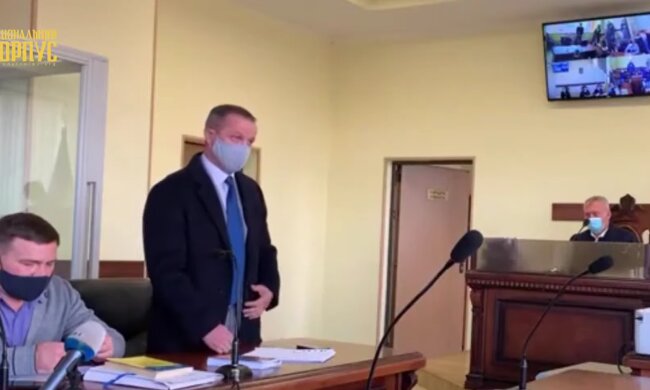 перенесення суду по справі Довбиша та Кухарчука