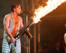 Ошалілі гітаристи Rammstein плюнули в обличчя Путіну просто на сцені: Ліндеманну точно не страшно потрапити до пекла