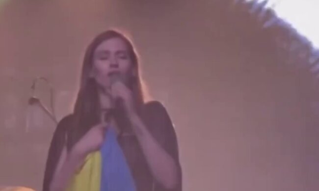 співачка Луна