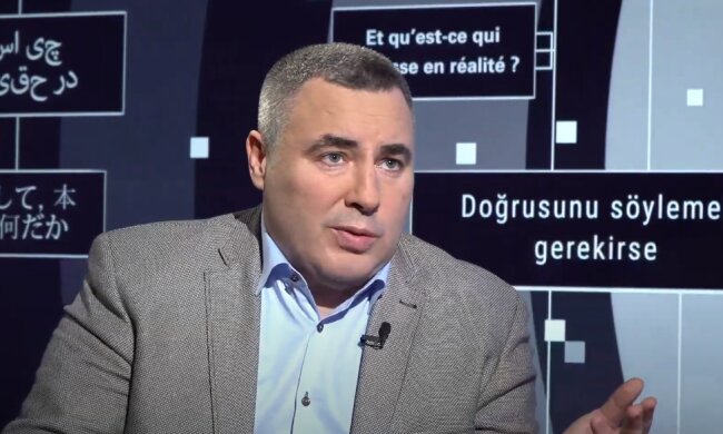 Роман Головін