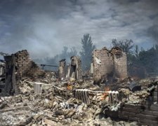 Бойовики показали руйнування на заводі в Донецьку