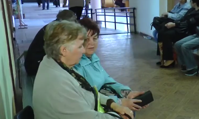 Пенсіонери. Фото: скрін youtube