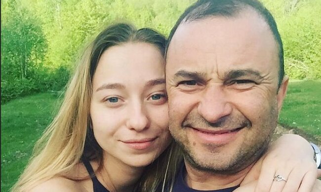 Екс-дружина Павлика накинулася на його молоду коханку: "Їдять в ресторанах, а ми з сином не могли собі Макдоналдс дозволити"