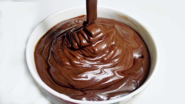 для справжніх ласунів: рецепт шоколадного соусу