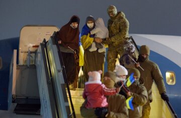 Украинки вернулись из Сирии, Сайт президента Украины