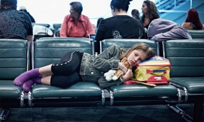 Масштабна поломка: сотні українців залишилися в аеропортах

