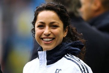 Футбольные власти безразличны к правам женщин - Ева Карнейро