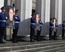 Взрыв под Верховной Радой, Украина скорбит: видео