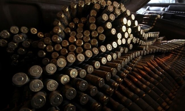 Боевик за 200 грн охранял склад с боеприпасами на Донбассе