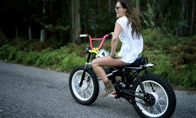 Сестринство "залізних коней": найкрасивіші українки-байкерші, які звели мільйони чоловіків з розуму