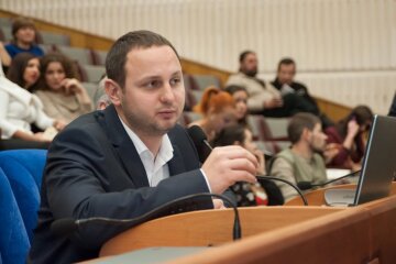 Артур Гатунок