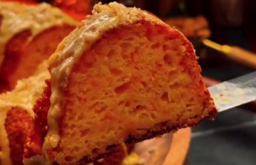 Морквяно-апельсиновий кекс, кадр з відео