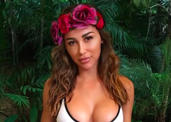 Ана Чери, instagram.com/anacheri/