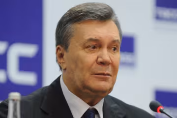 Януковича на травневі свята чекає суд
