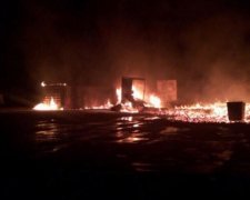 Масштабна пожежа залишила половину Дніпра без світла